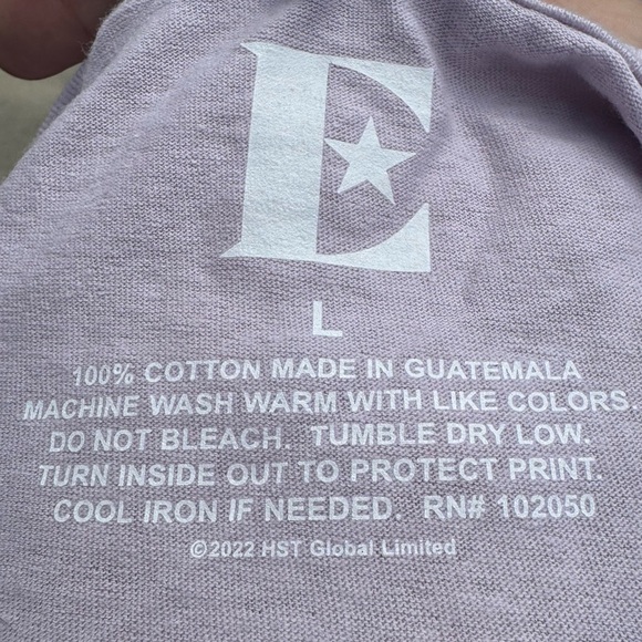 Elton John lavender concert tee / L / NWT - Picture 12 of 15